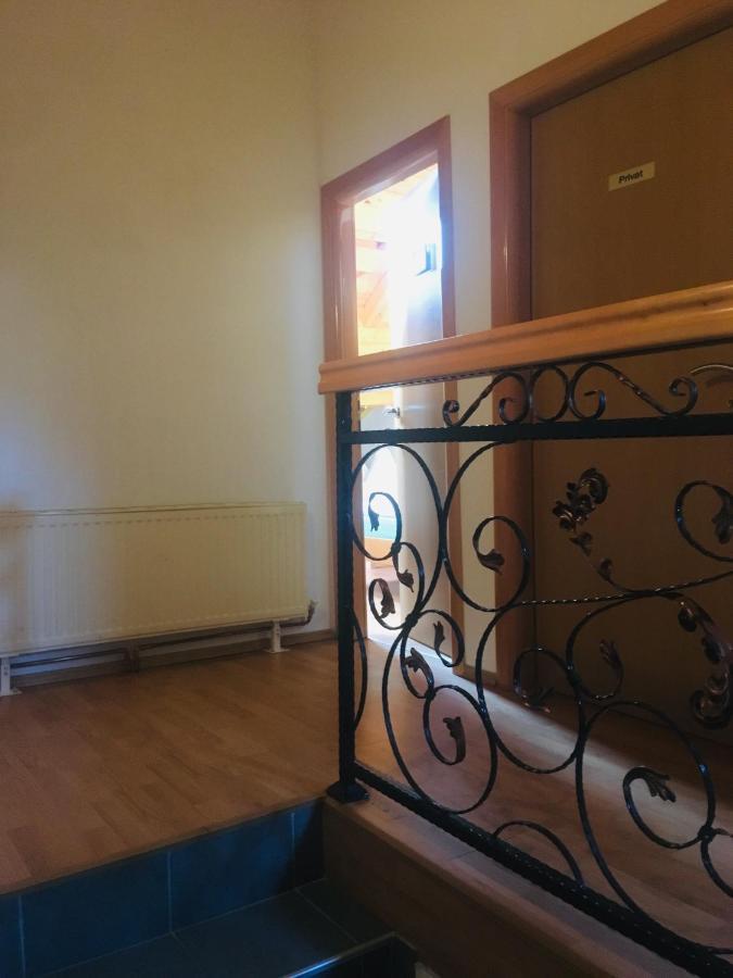 Omladinski Hotel Rostovo Bugojno Eksteriør bilde